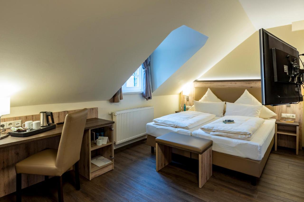 Hotel Ratskeller Schwarzenberg Шварценберг Экстерьер фото