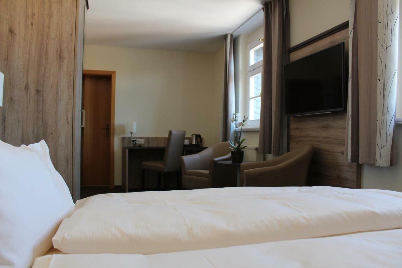 Hotel Ratskeller Schwarzenberg Шварценберг Экстерьер фото